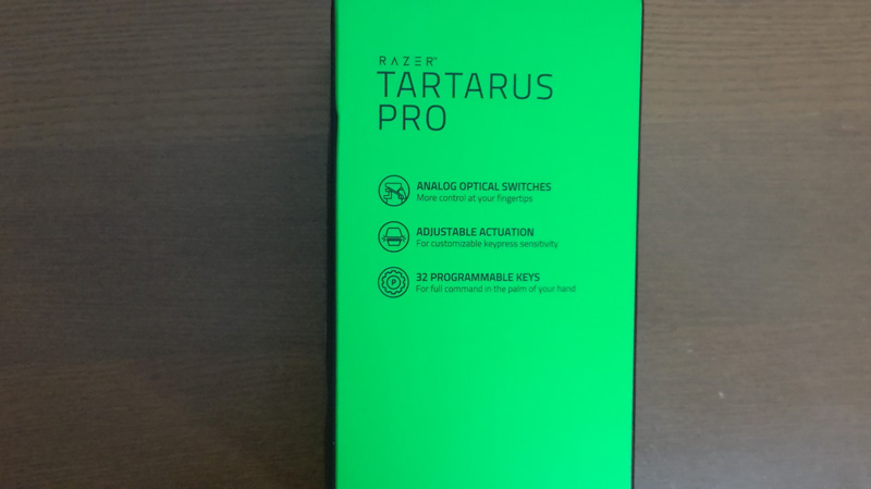 tartarus-pro-unboxing-lateral